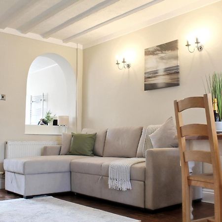 Cosy Cottage In Mersea - Walking Distance To Beach And Town Вест-Мерсі Екстер'єр фото