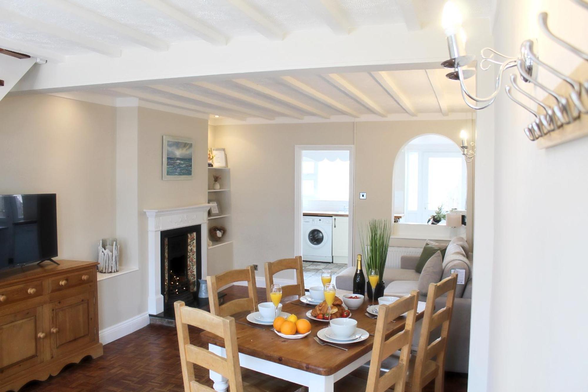 Cosy Cottage In Mersea - Walking Distance To Beach And Town Вест-Мерсі Екстер'єр фото