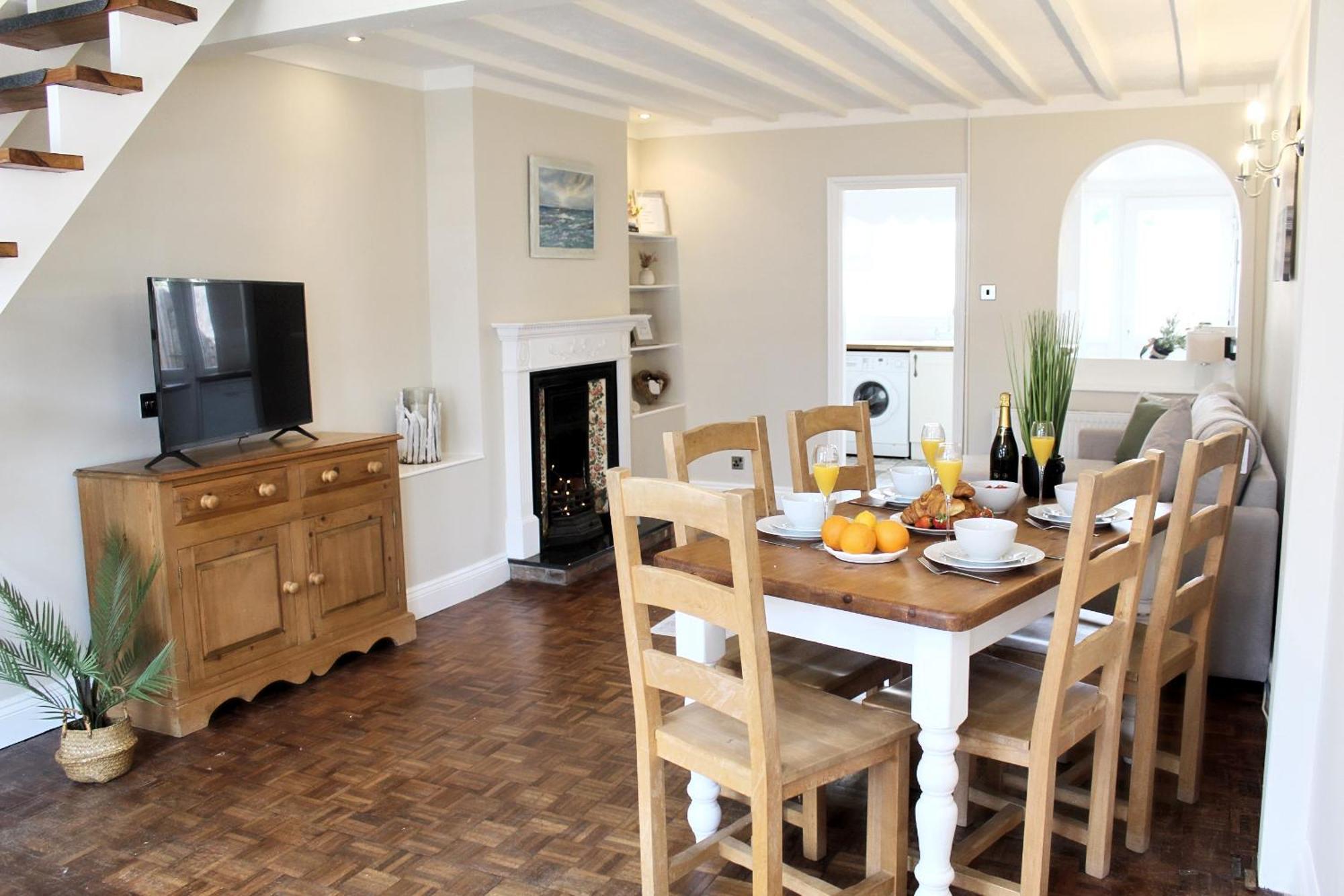 Cosy Cottage In Mersea - Walking Distance To Beach And Town Вест-Мерсі Екстер'єр фото